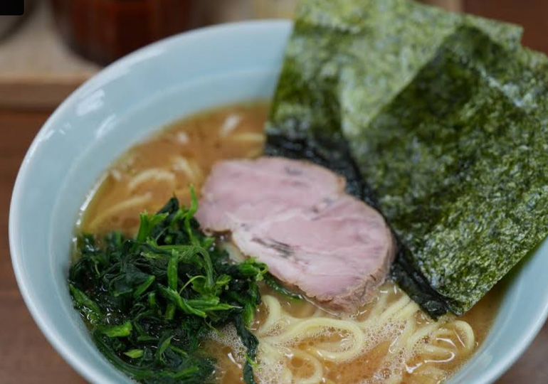横浜ラーメン 武蔵家 北千住店